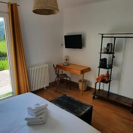 Le Jardin De Moulis, Et Table D'hotes, Saint Girons, Ariege, Pyrenees, 3* Moulis