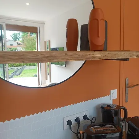 ベッド・アンド・ブレックファスト Le Jardin De Moulis, Et Table D'hotes, Saint Girons, Ariege, Pyrenees,