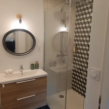 ベッド・アンド・ブレックファスト Le Jardin De Moulis, Et Table D'hotes, Saint Girons, Ariege, Pyrenees,