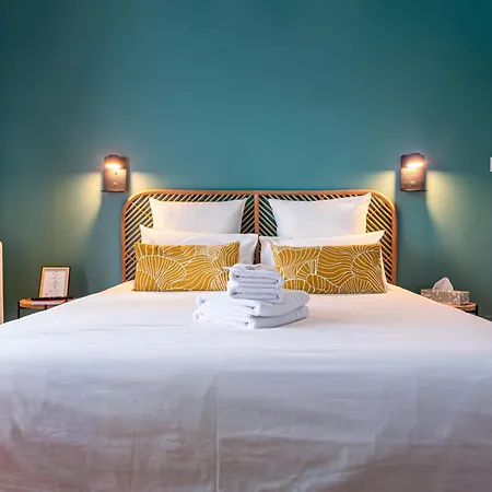 Le Jardin De Moulis, Et Table D'hotes, Saint Girons, Ariege, Pyrenees, 3*