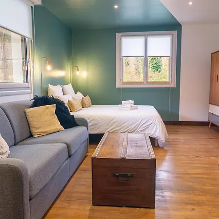 ベッド・アンド・ブレックファスト Le Jardin De Moulis, Et Table D'hotes, Saint Girons, Ariege, Pyrenees, Moulis