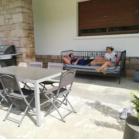 Le Jardin De Moulis, Saint Girons, Ariege, Pyrenees, Bed & Breakfast Moulis