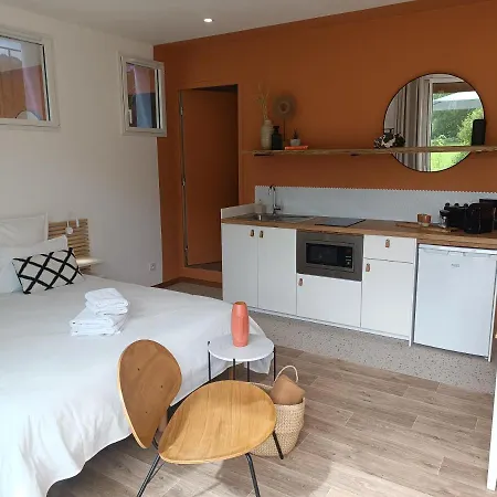 Le Jardin De Moulis, Saint Girons, Ariege, Pyrenees, Bed & Breakfast Moulis
