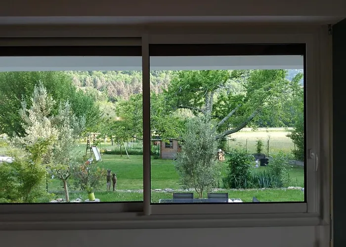 Le Jardin De Moulis, Et Table D'hotes, Saint Girons, Ariege, Pyrenees, Bed & Breakfast