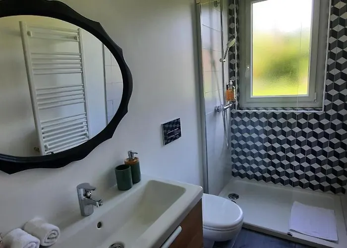 Le Jardin De Moulis, Et Table D'hotes, Saint Girons, Ariege, Pyrenees, 3* Moulis