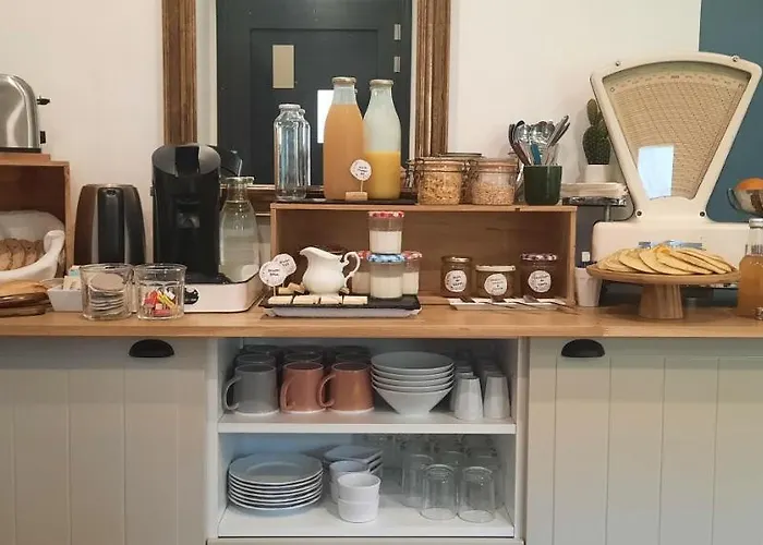 Le Jardin De Moulis, Et Table D'hotes, Saint Girons, Ariege, Pyrenees,