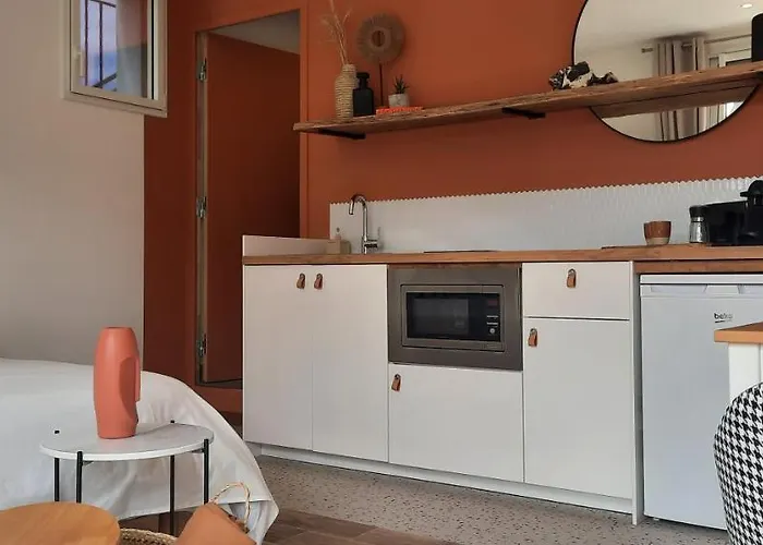 Le Jardin De Moulis, Et Table D'hotes, Saint Girons, Ariege, Pyrenees, 3*