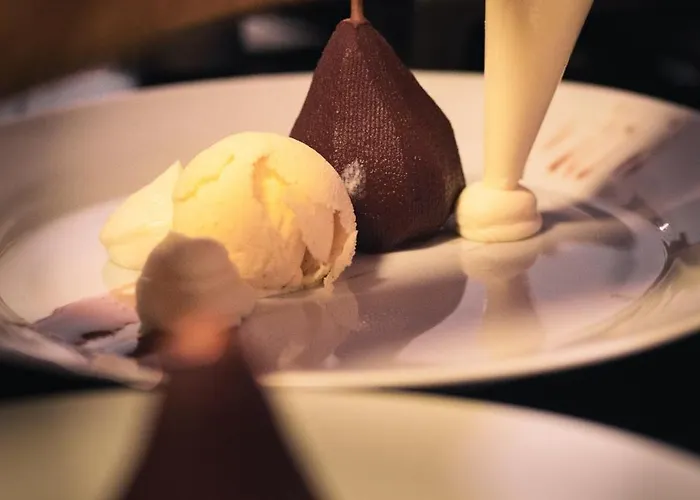 Le Jardin De Moulis, Et Table D'hotes, Saint Girons, Ariege, Pyrenees, Moulis